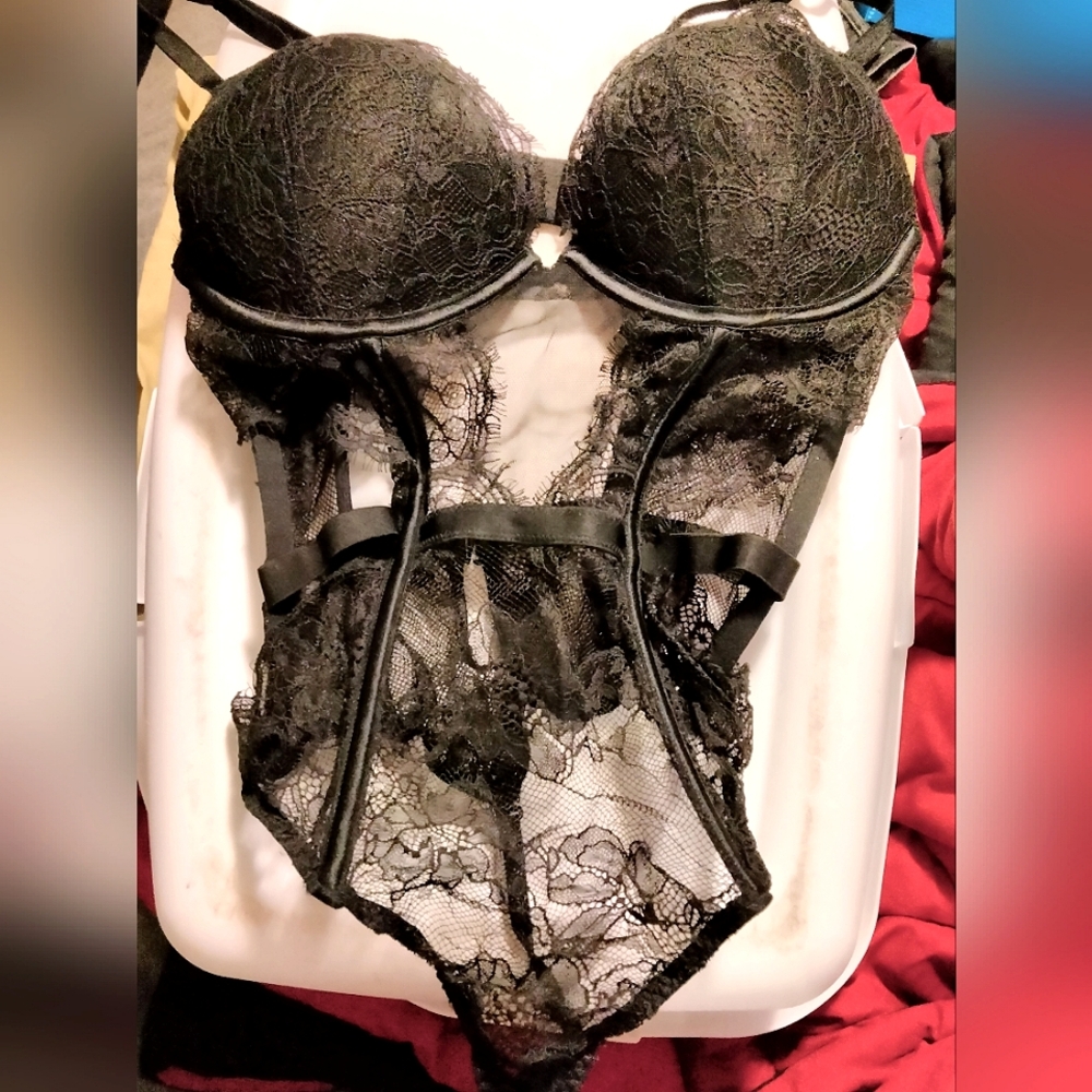 Victoria's Secret Black Bombshell Lace Teddy